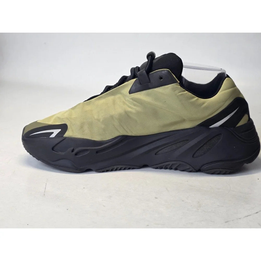 Adidas Yeezy 700‎ MNVN Men's Sneakers Size 8 Green Black Resin Boost Shoes